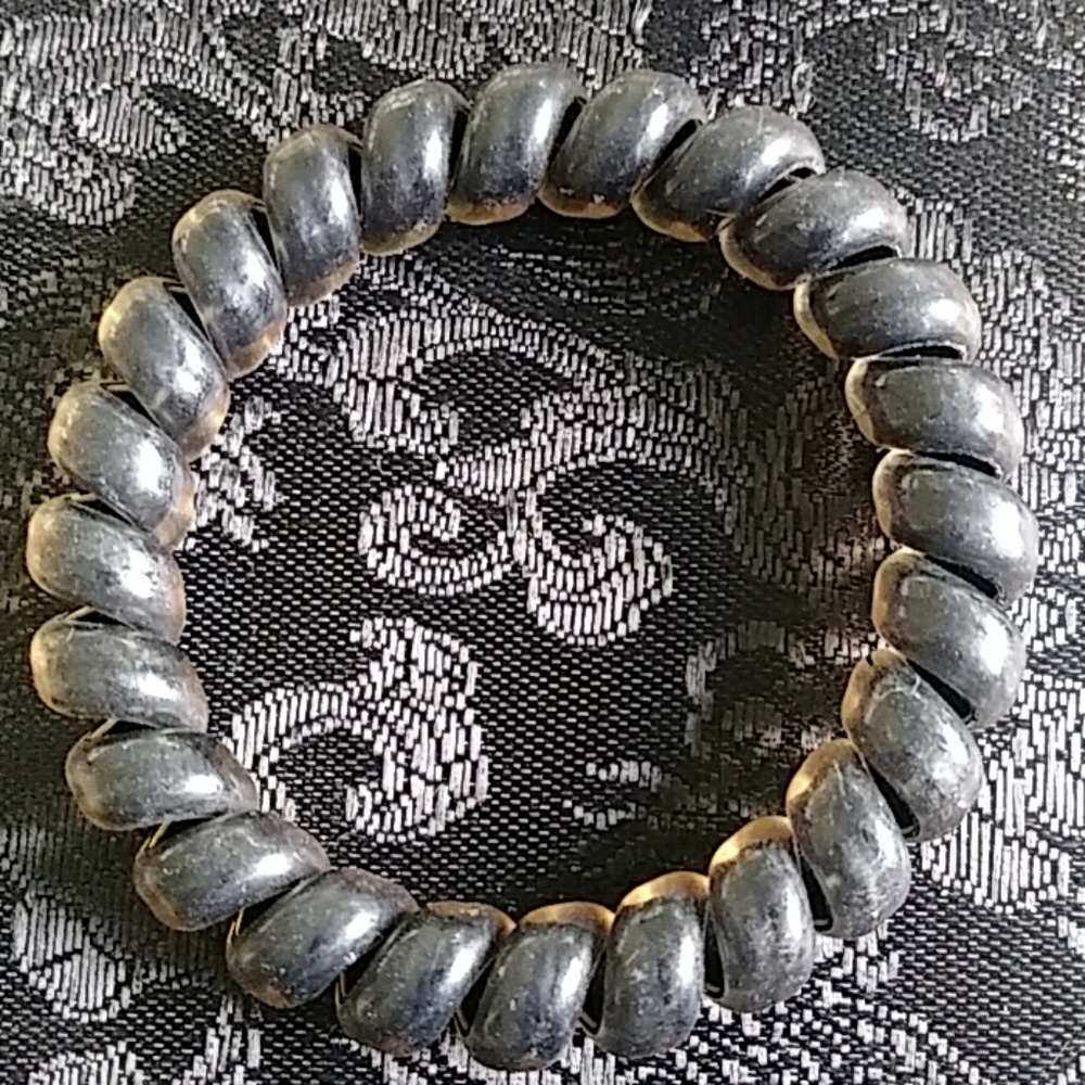 Black stretchy bracelet